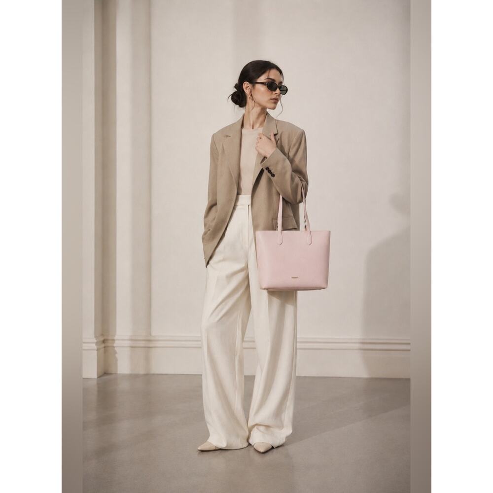 Burberry Blush Pink Leather Tote with zip - Picture 9 of 11
